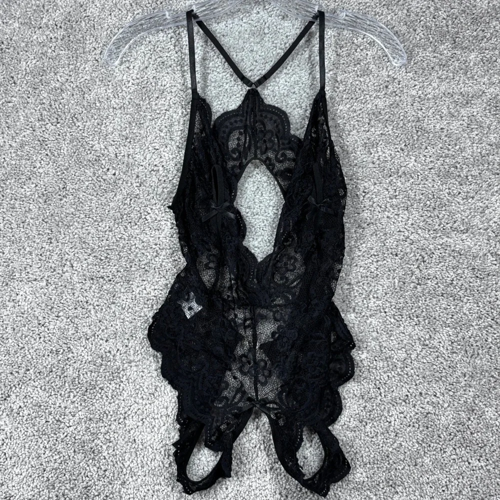 Black Floral Lace Teddy Bodysuit Rhinestone Heart Bow Detail Medium Womens - Picture 1 of 9